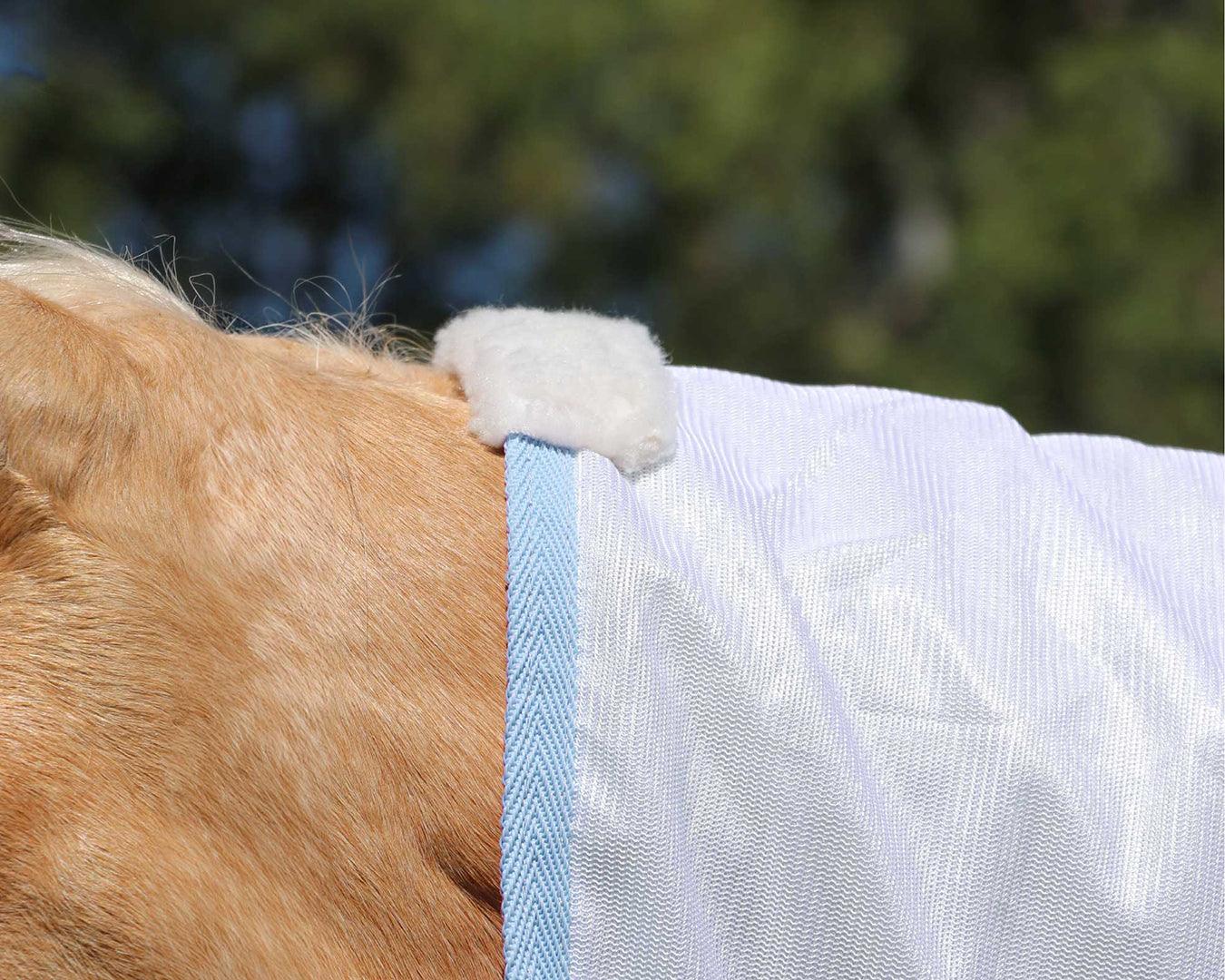Conrad Fly Mesh Horse Rug Combo - White/Blue - Image 3