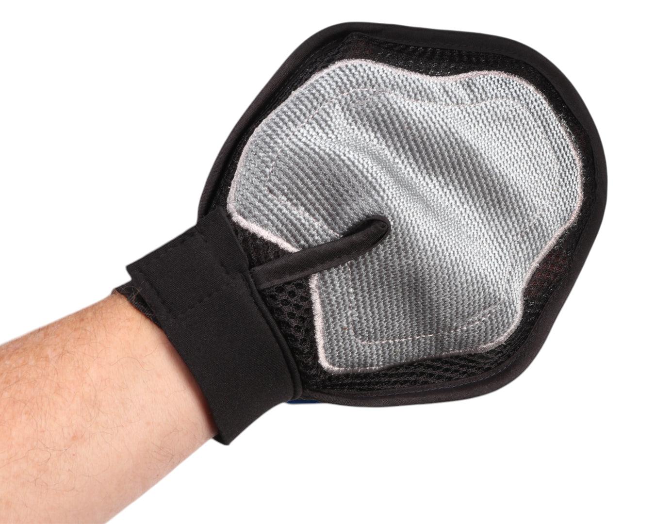 Showmaster Massage & Lint Remover Mitt - Image 6